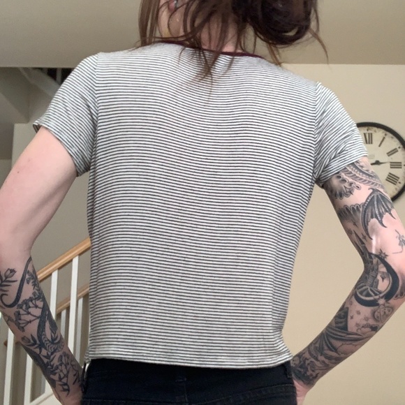 Love Tilt Striped Crop Top Tee - Picture 4 of 7